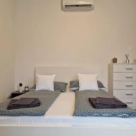 Apartment Altair Airport Vecses
