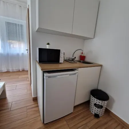 Apartment Altair Airport *